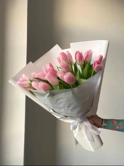 Букет из 31 тюльпана (цвет на выбор)