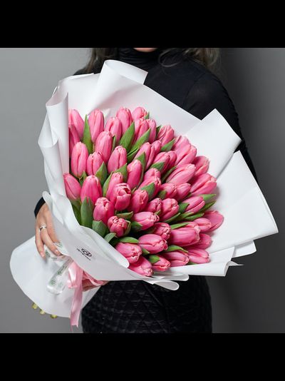 Букет из 51 розового тюльпана