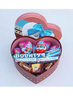 Сладости "Киндер Сюрприз" в коробке