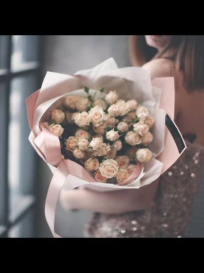11 НЕЖНЫХ КУСТОВЫХ РОЗ