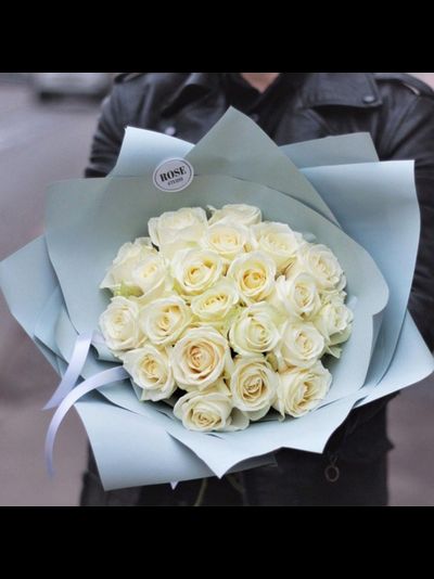 21 белая роза