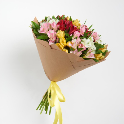 15 альстромерий