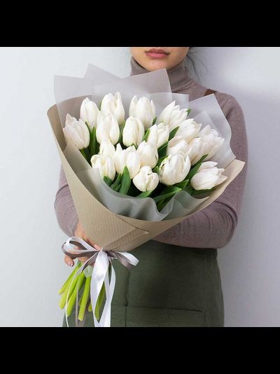 БУКЕТ ИЗ 19 ТЮЛЬПАНОВ "ЛИЛИТ"
