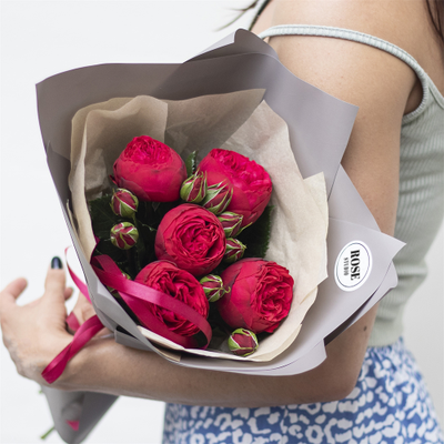 Букет из 5 пионовидных роз