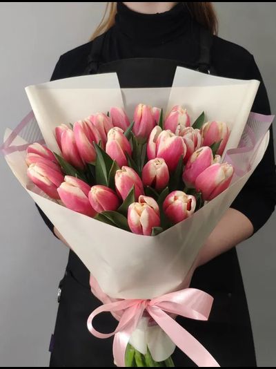 Букет из 21 розового тюльпана